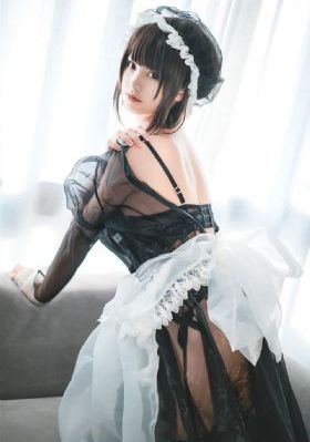 嫩模私拍乳神张雪馨私拍_BD韩语迅雷电影在线